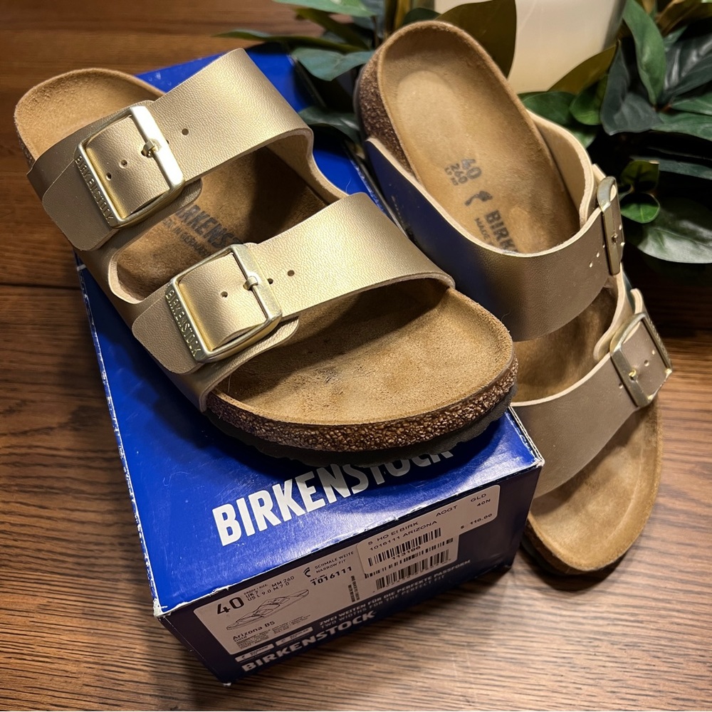 💫 EVEN LOWER PRICE!💫 PRICED TO SELL! Birkenstock Arizona sandals, sz 40 (US 9)